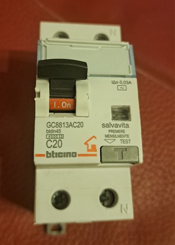 Interruttore magnetotermico - interruttore,